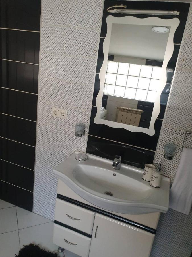 Apartman Lotos Sarajewo Zewnętrze zdjęcie